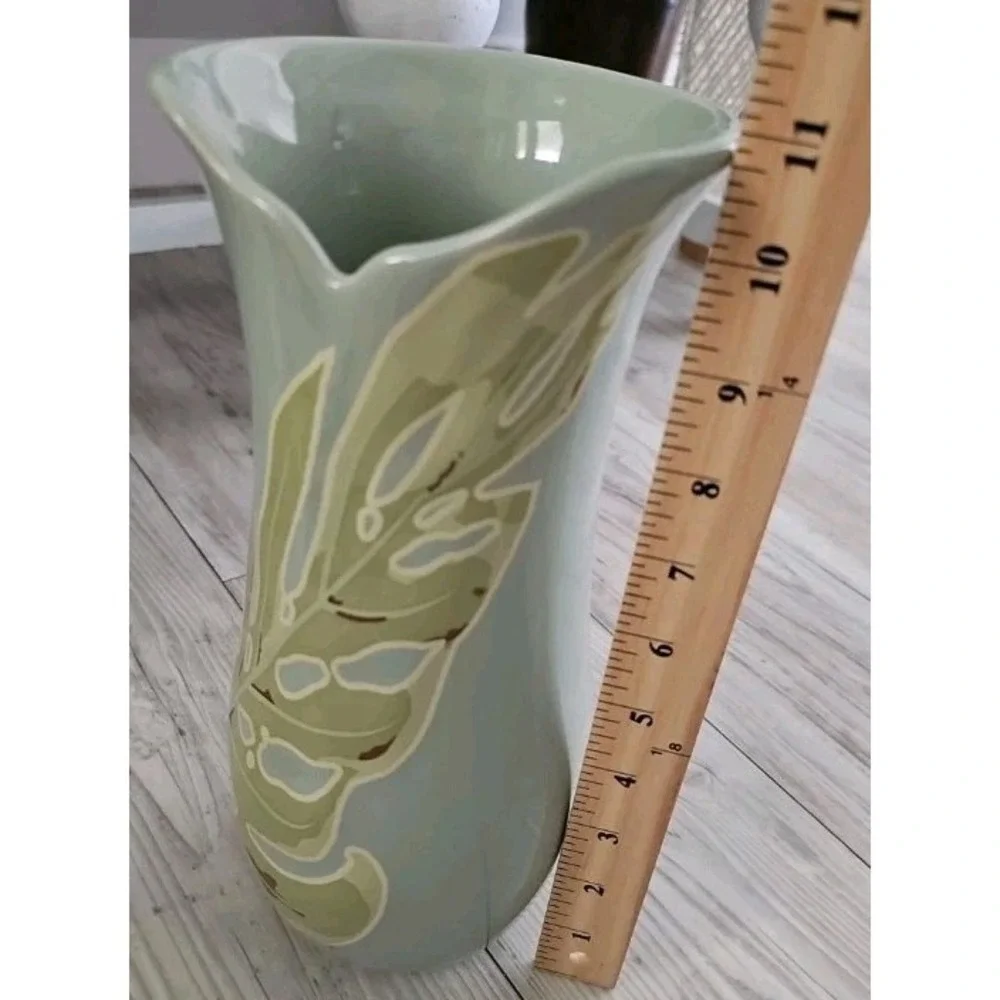 APRIL CORNELL FOR SILVESTRI GREEN LEAF DESIGN CERAMIC‎ VASE 11